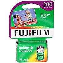 Fujifilm Superia 200 35mm Color Film Roll ISO 200 15719395