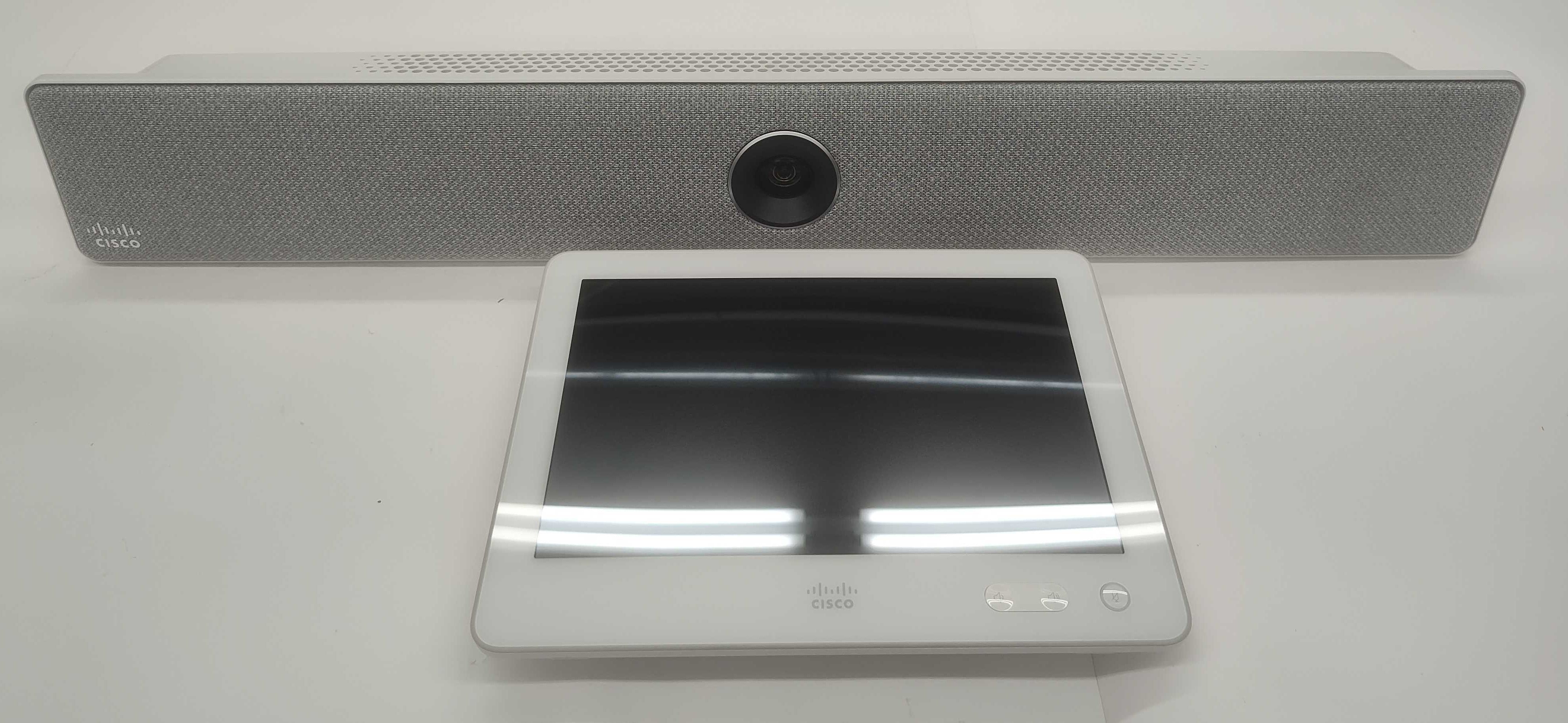 Networking>A/V Conferencing>Devices - Cisco - CS-KIT-K9 - Open Box