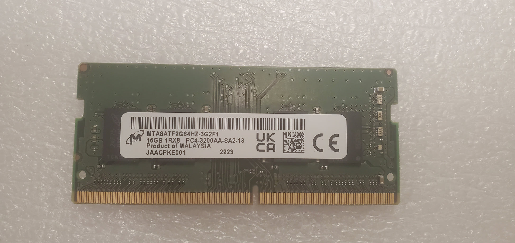 Memory>RAM - Desktop/Laptop - Dell - MTA8ATF2G64HZ-3G2F1 - Open Box