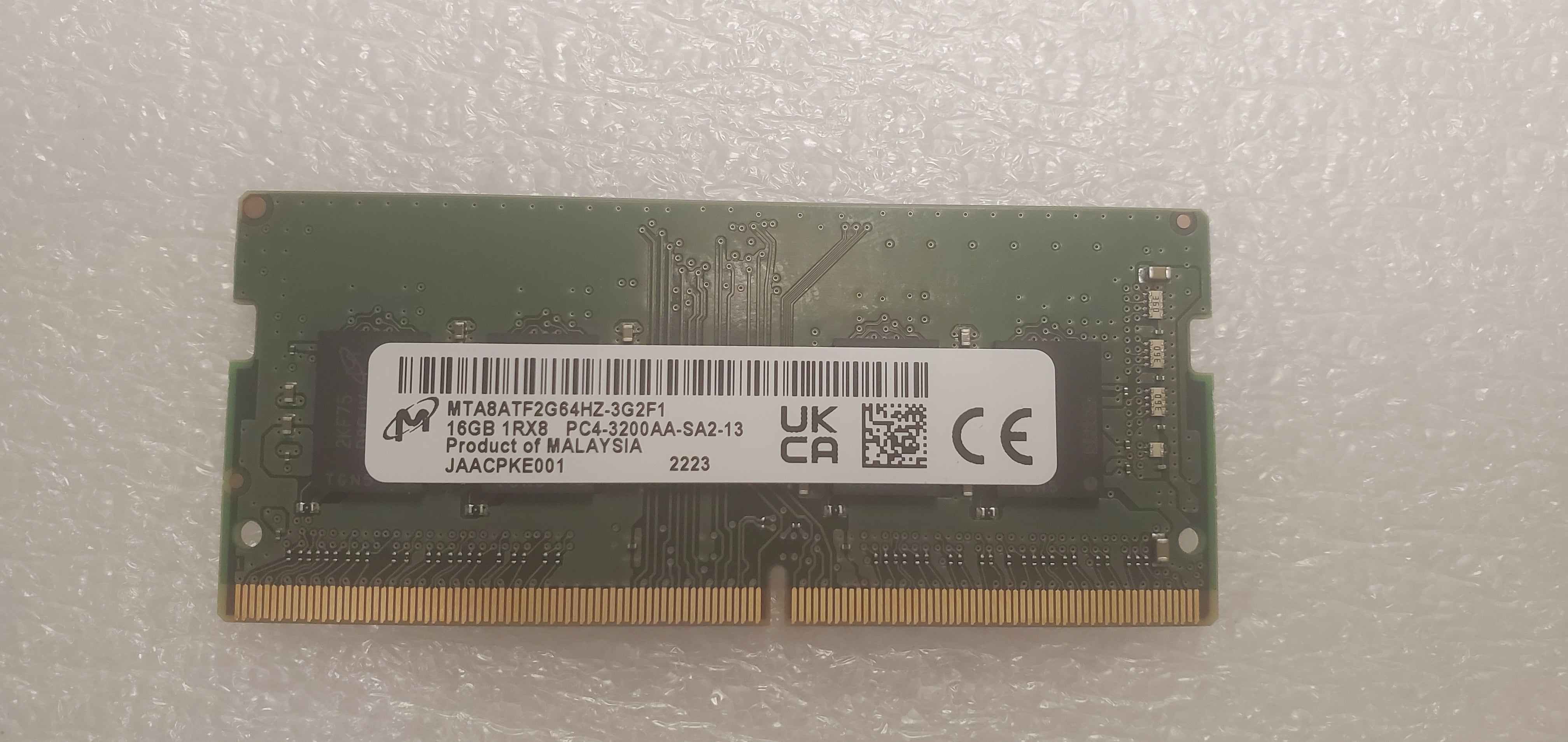 Memory>RAM - Desktop/Laptop - Dell - MTA8ATF2G64HZ-3G2F1 - Open Box