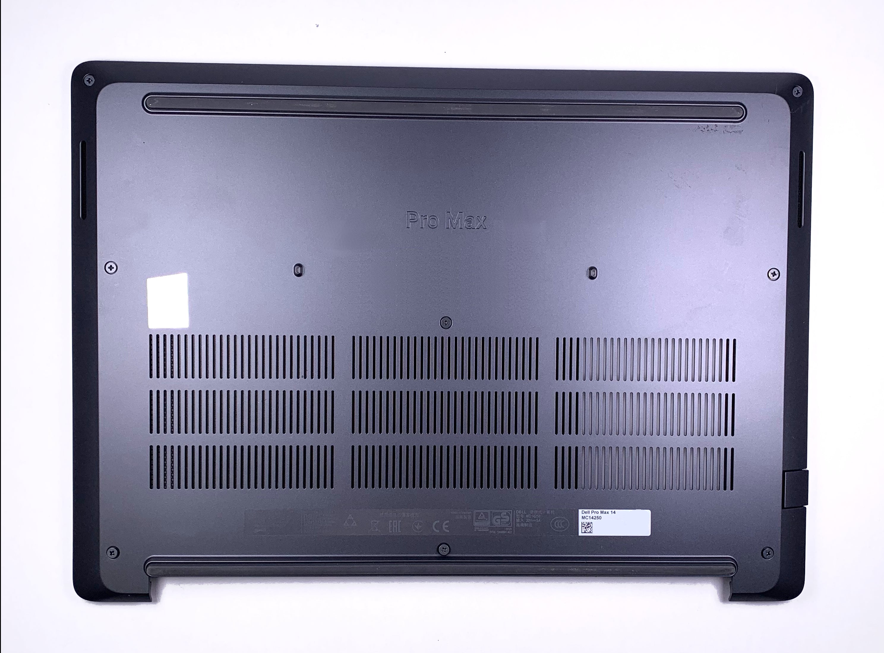 Components>Chassis & Chassis Parts>Laptops - Dell - 910F5 - Open Box