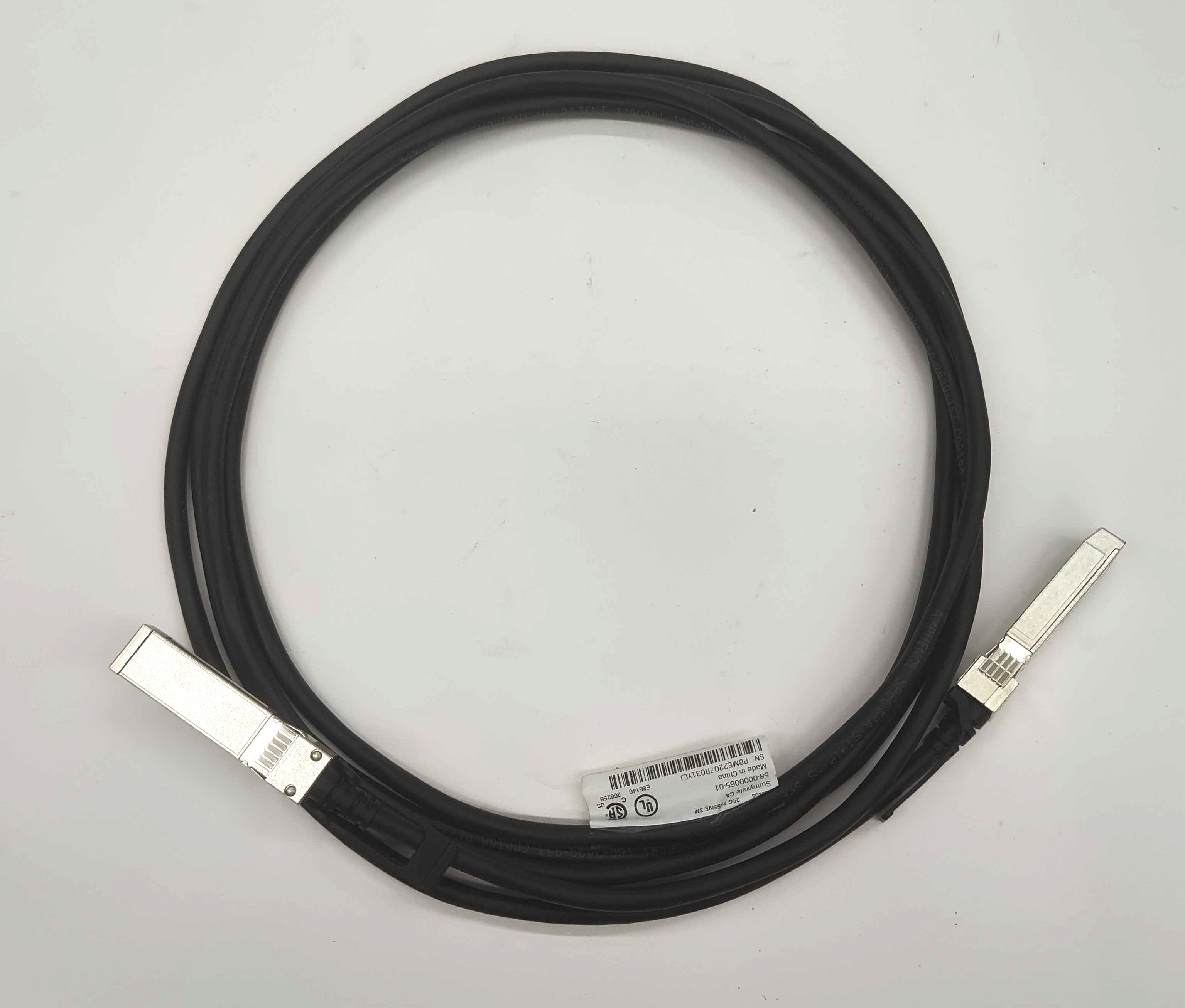 Cables & Connectors>Direct Attach Cables - Ruckus Wireless - E25G-SFP28-TWX-P-030 - Open Box