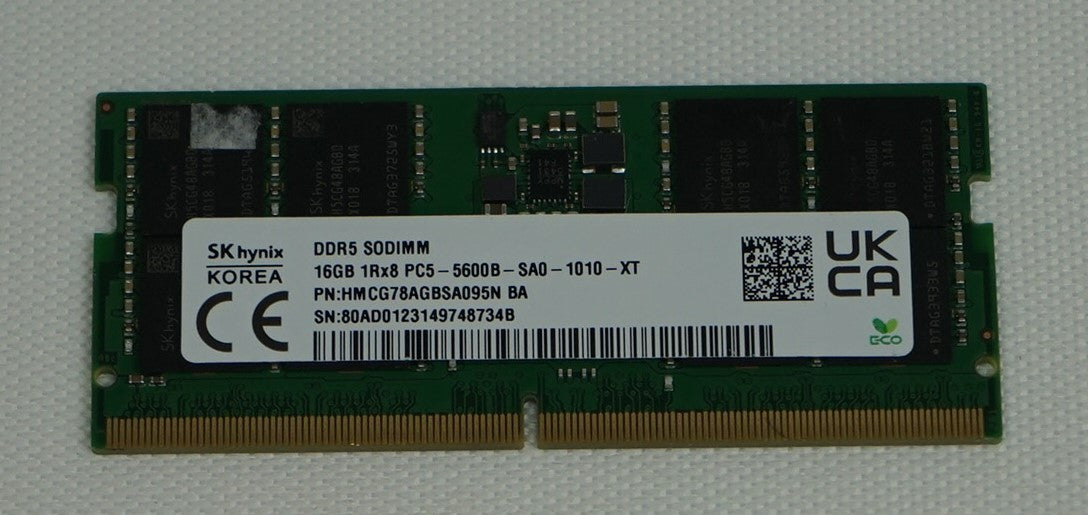 Memory>RAM - Desktop/Laptop - Hynix - HMCG78AGBSA095N - Open Box