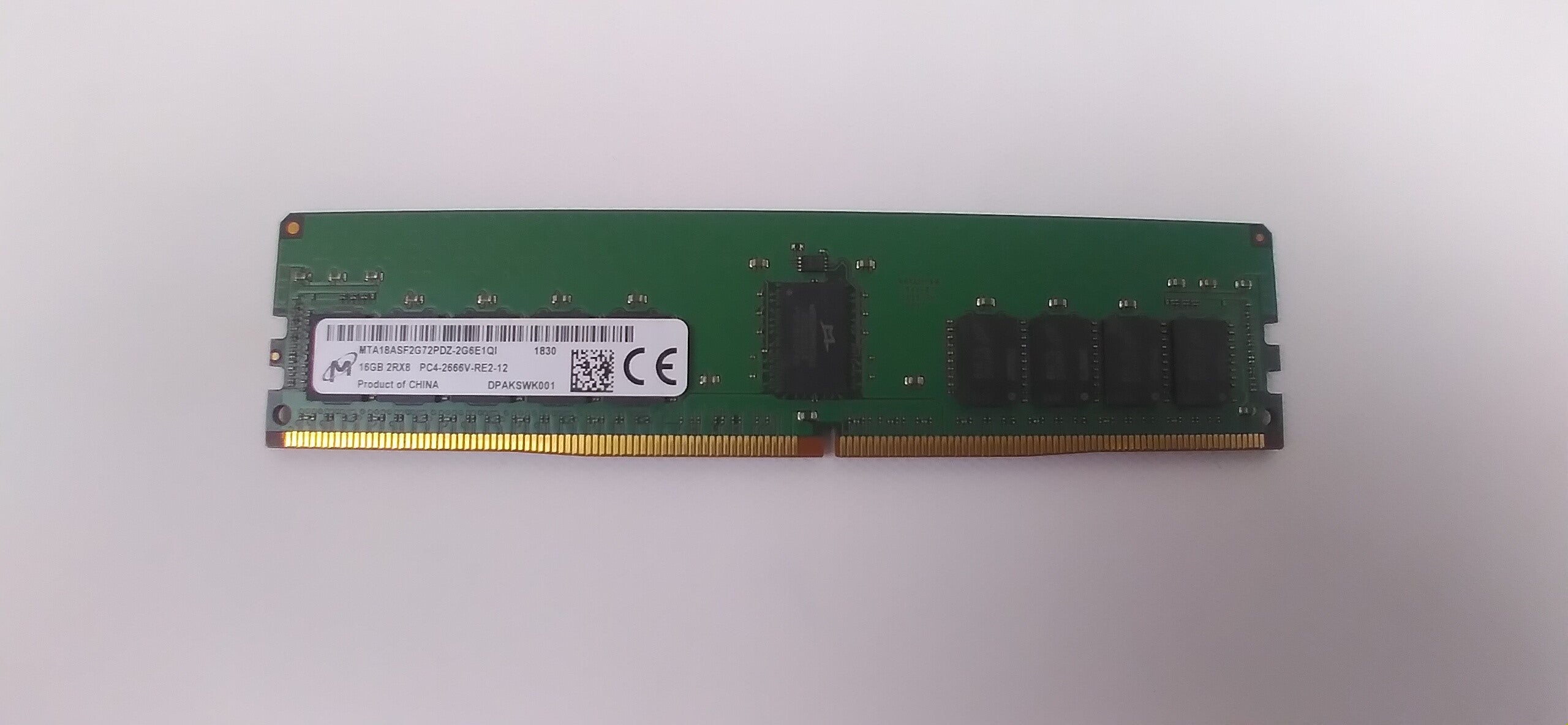 Memory>RAM - Server/Workstation - Micron - MTA18ASF2G72PDZ-2G6E1 - Open Box