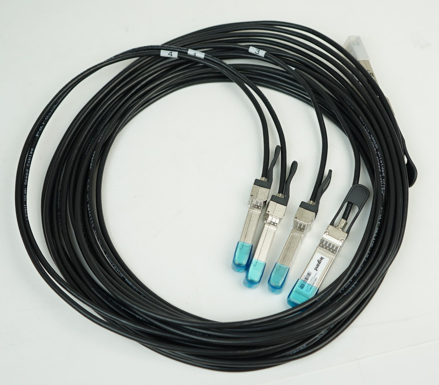 Cables & Connectors>Direct Attach Cables - legrand - 100345-3301-L - Open Box