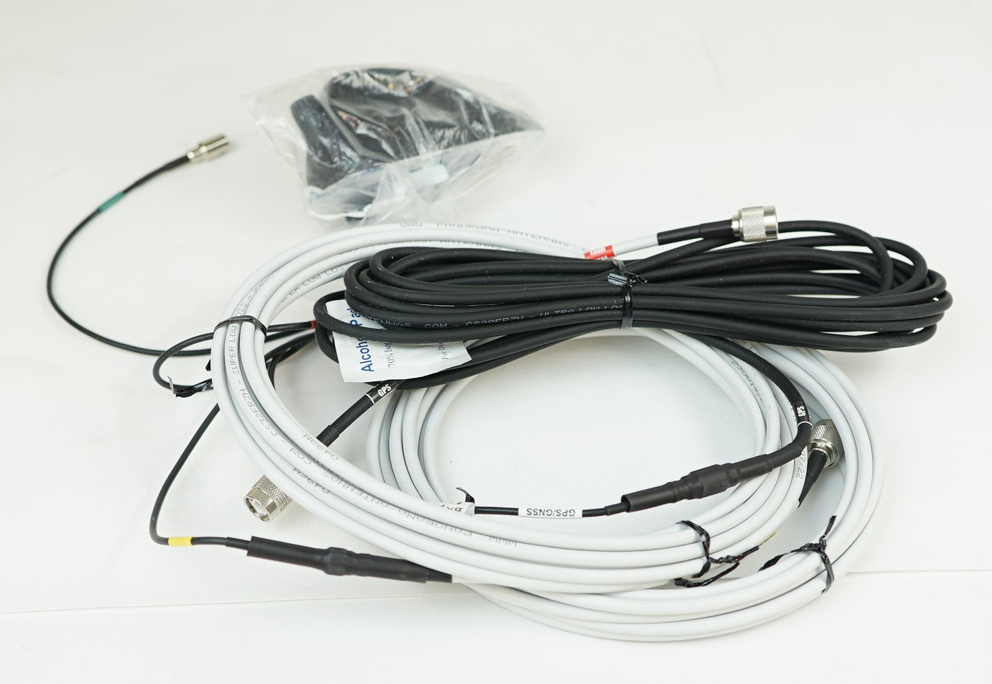 Networking>Modems / Routers / APs / Bridges>Wireless - Panorama Antennas Ltd. - GP-IN2768 - New