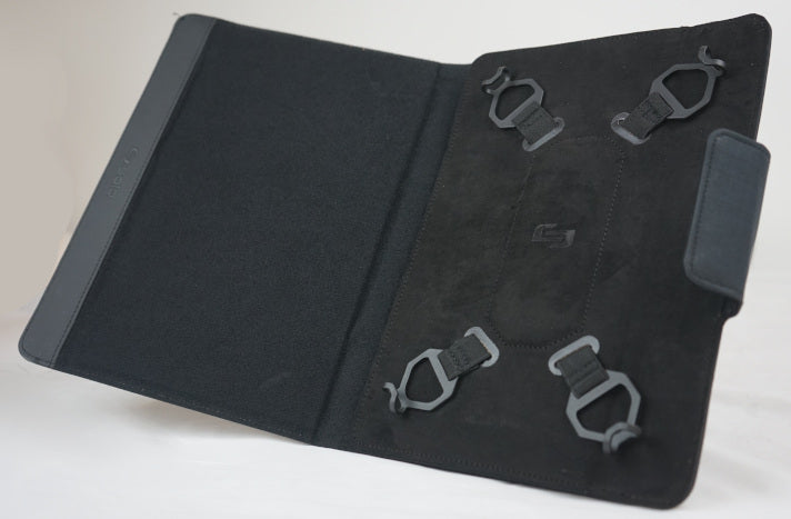 Laptops>Tablets>Covers, Cases & Sleeves - Solo - UNL2022-4 - New