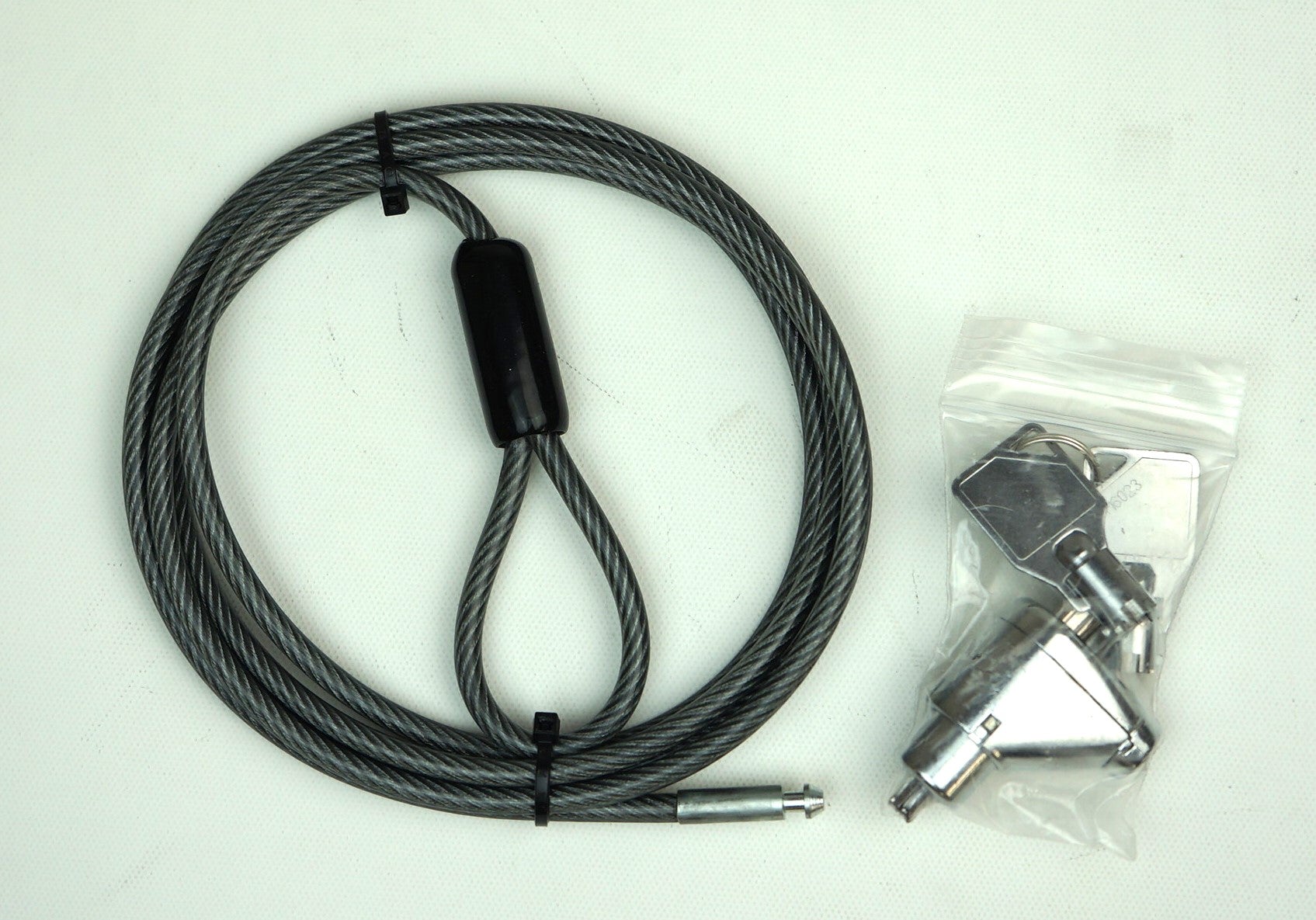 Cables & Connectors>Security - Computer Security Product - CSP-820-E-0X-0G-MK - Open Box
