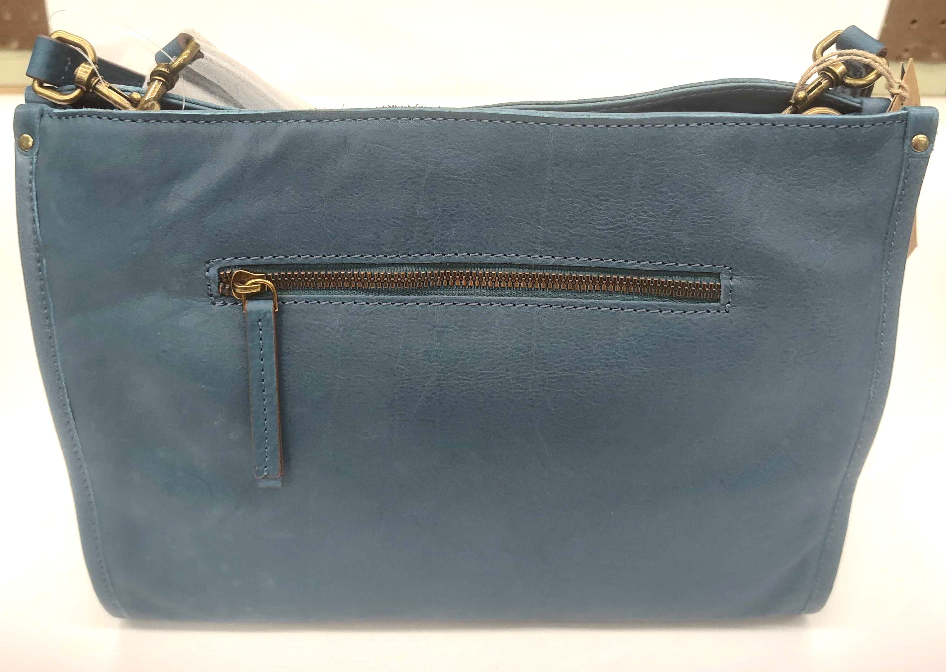 Laptops>Tablets>Covers, Cases & Sleeves - American Leather Co. - 840274835638 - Open Box