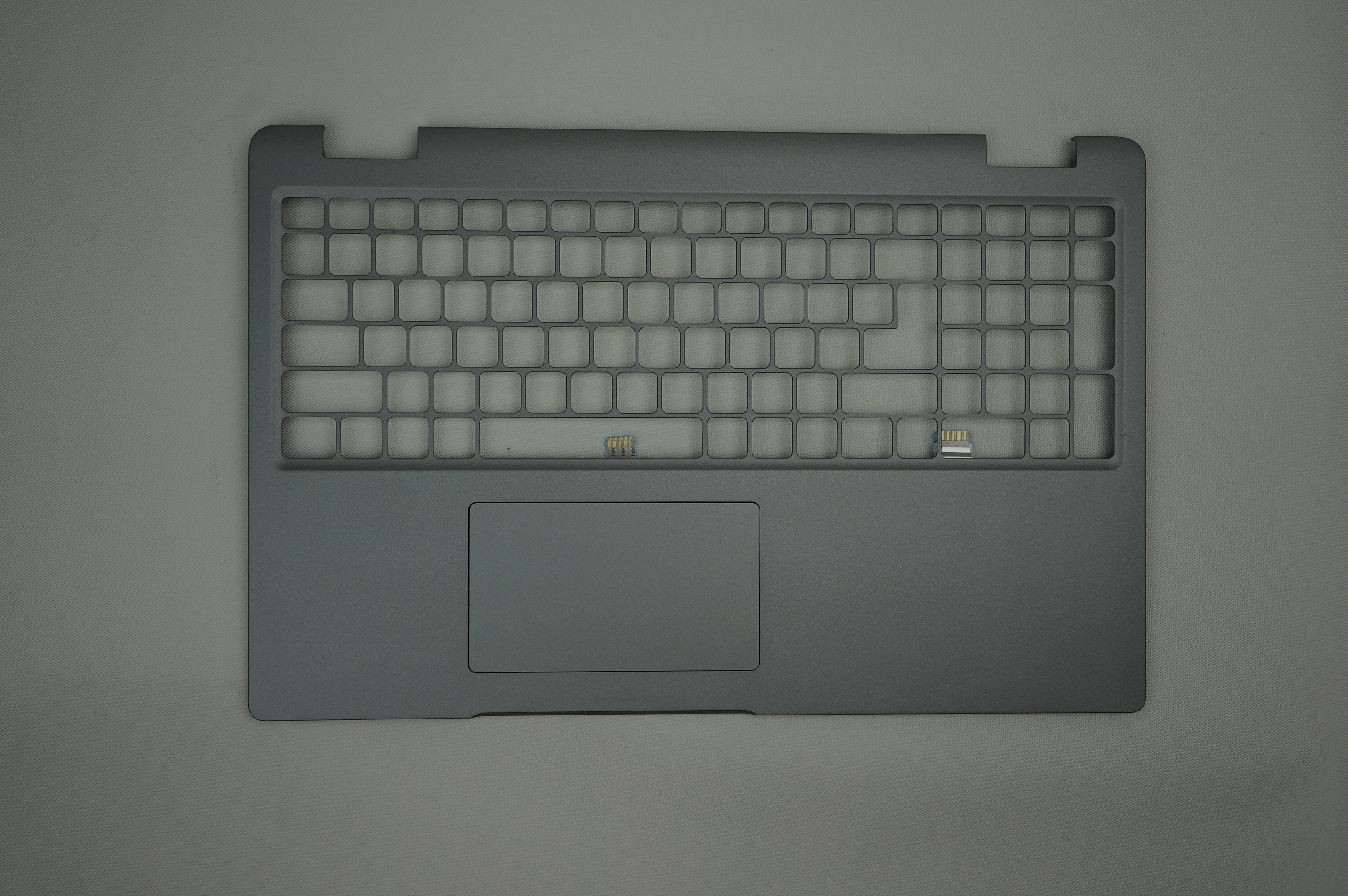 Components>Chassis & Chassis Parts>Laptops - Dell - 0Y0Y0 - Open Box