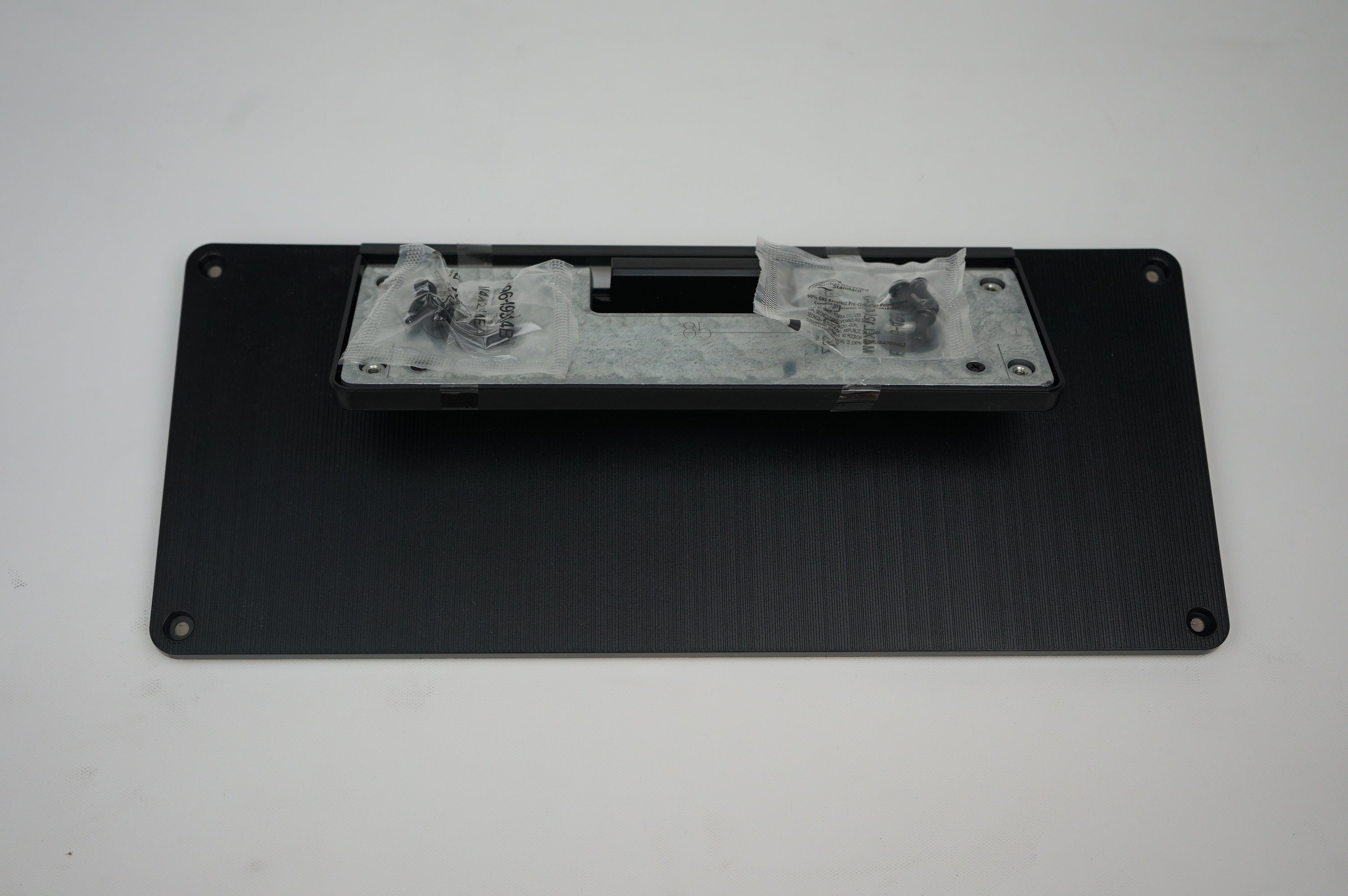 Televisions>Replacement Stands - Samsung - BN96-56673A - Open Box