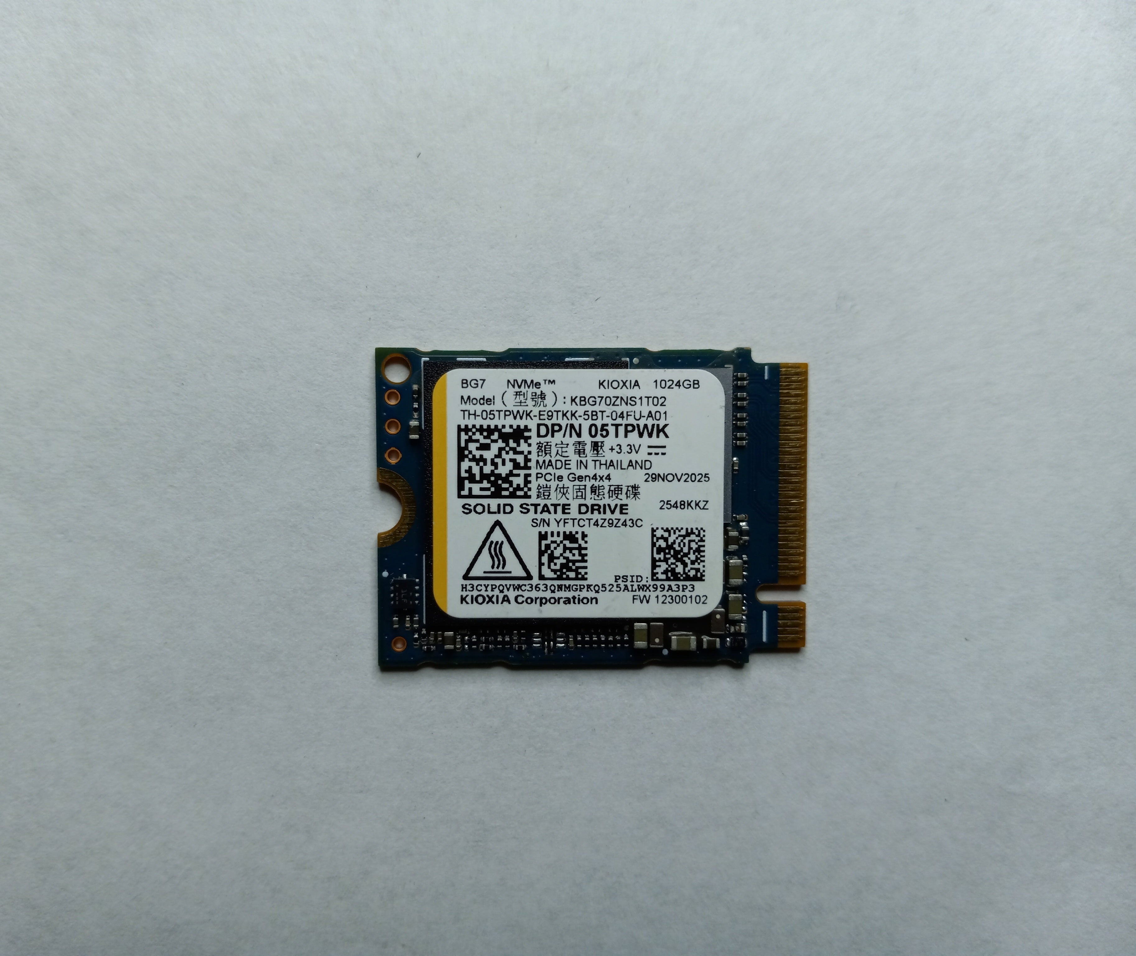Drives & Storage>SSD Drives - Dell - 5TPWK - Open Box