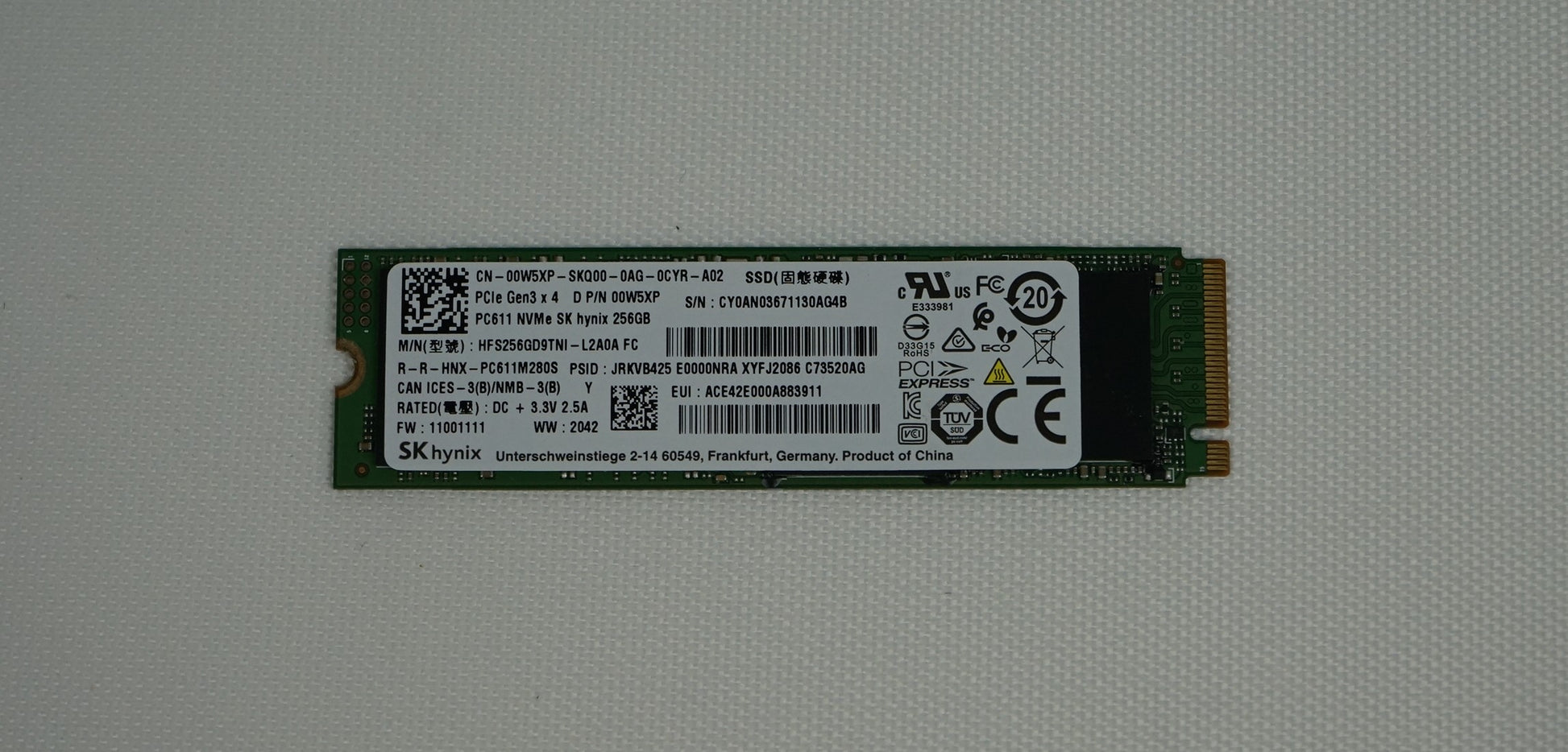 Drives & Storage>SSD Drives - Dell - 0W5XP - Refurbished